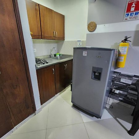 Hotel Medellin Calasanz Екстериор снимка