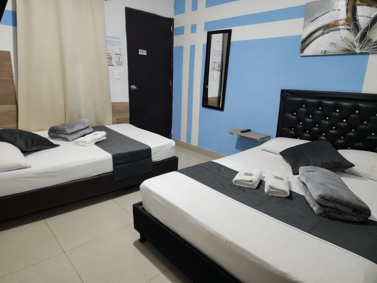 Hotel Medellin Calasanz Екстериор снимка