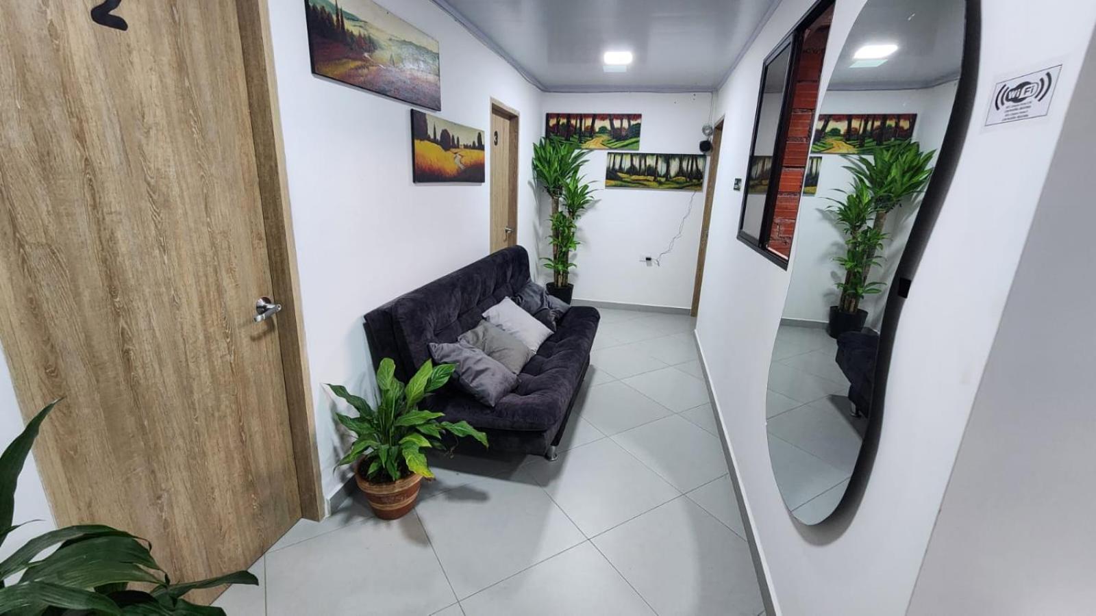 Hotel Medellin Calasanz Екстериор снимка