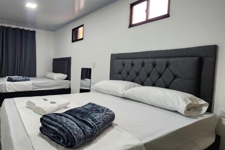 Hotel Medellin Calasanz Екстериор снимка